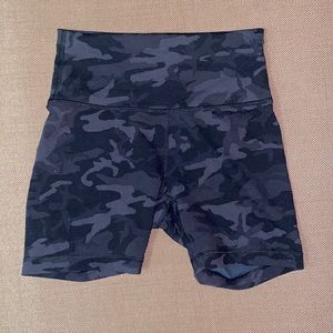 New Lululemon Camo Biker Shorts